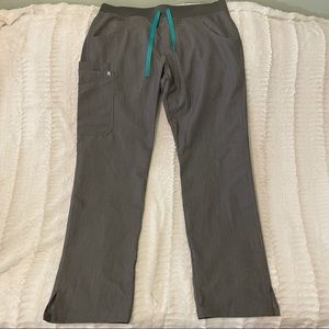 Figs Kade Cargo Scrub Pants, size M, graphite